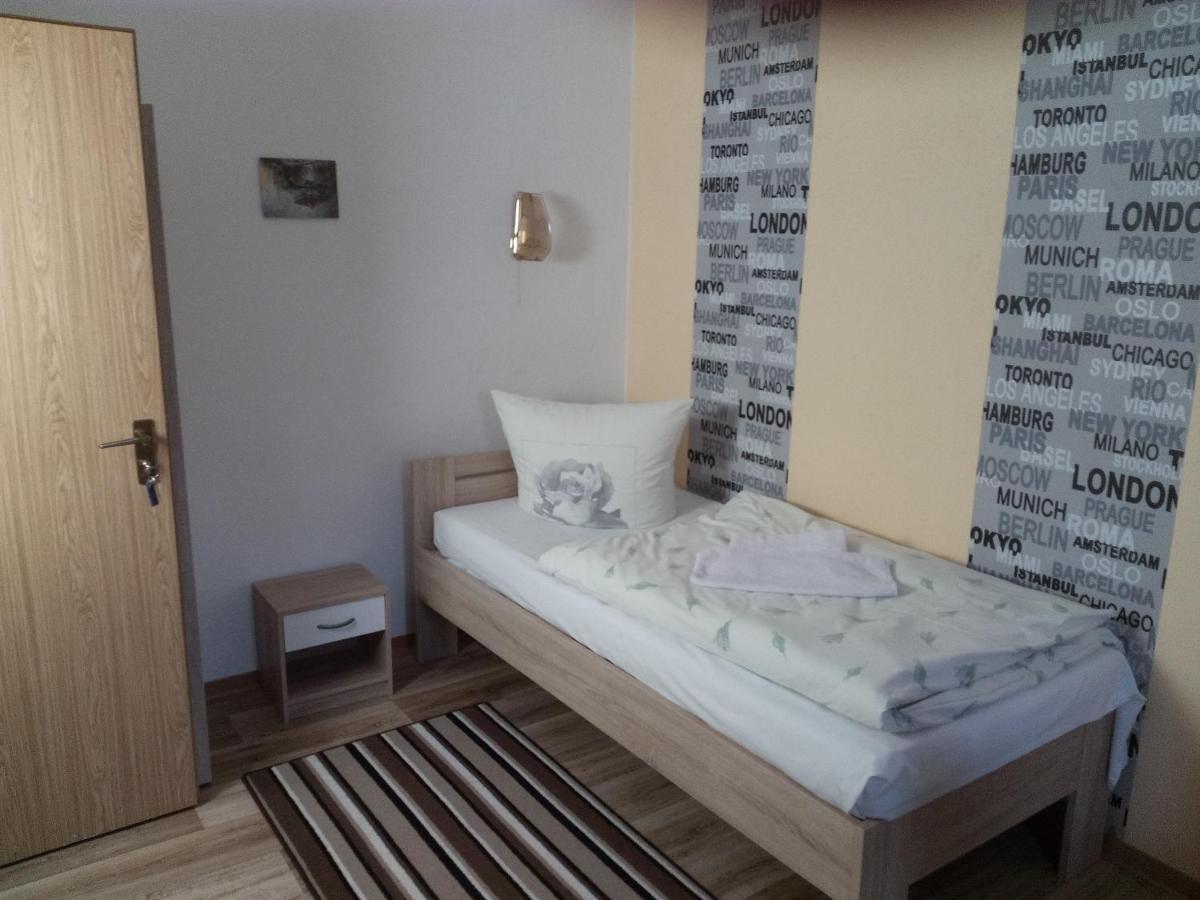 Am Muehlteich Hotel Taltitz ภายนอก รูปภาพ
